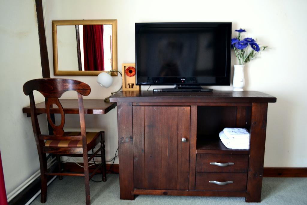 Ely Guest House Стая снимка