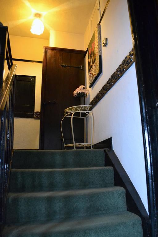 Ely Guest House Екстериор снимка